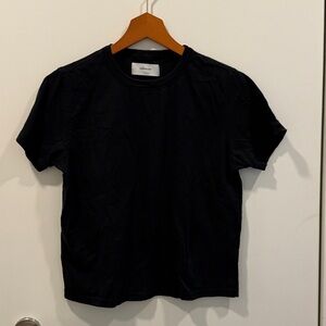 SOLD OUT NYC black t shirt size XS